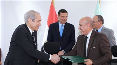 وزير الزراعة يشهد توقيع بروتوكول تعاون بين البحوث الزراعية والتصديري للحاصلات