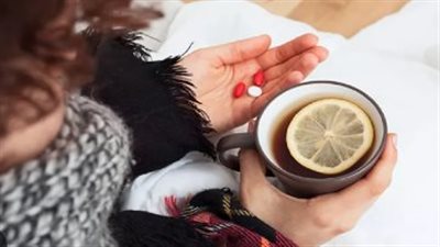 مستشار الرئيس للصحة يحذر مرضى نزلات البرد من الحصول على دواء دون استشارة طبيب