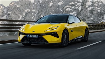 سيارة هايبر GT تجمع بين القوة الفائقة والفخامة