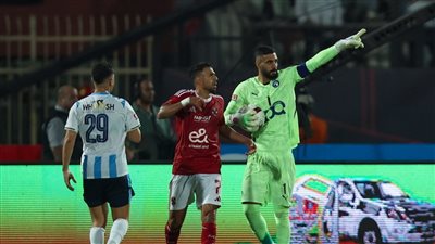 الأهلي يمتلك لاعبين لا يحتاجون إلى مدرب.. ومررنا بنفس ظروفه