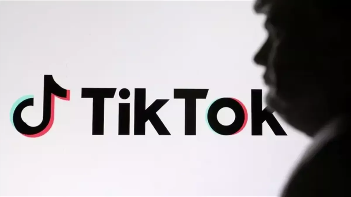 ترامب يُحسم صفقة “تيك توك” بـ14 مليار دولار: الإدارة أمريكية والملكية منقسمة