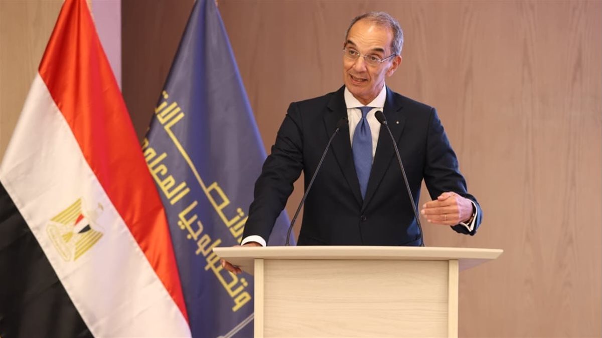 وزير الاتصالات يُشدد على دعم ذوي القدرات الخاصة في مجال التكنولوجيا