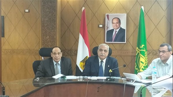 “تعليم القليوبية” تكشف حقيقة استقبال تبرعات لتوفير ديسكات لمدارس بنها