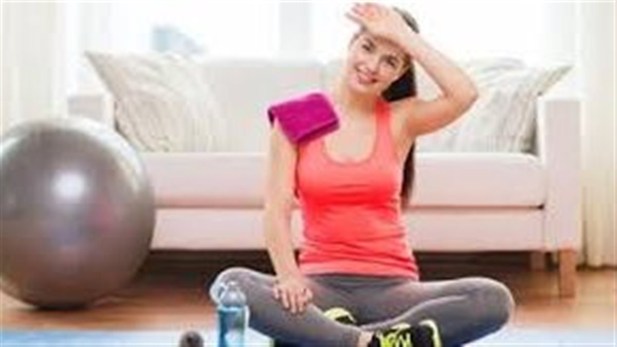 تفسير رؤية الجلوس في الأرض لابن سيرين وعلاقتها بالمشكلات الزوجية