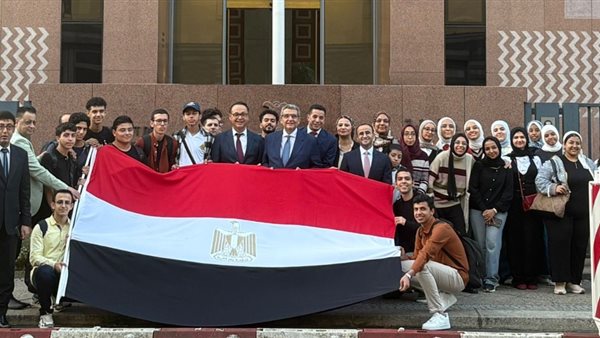 أنتم أمل مصر وقاطرة مستقبلها