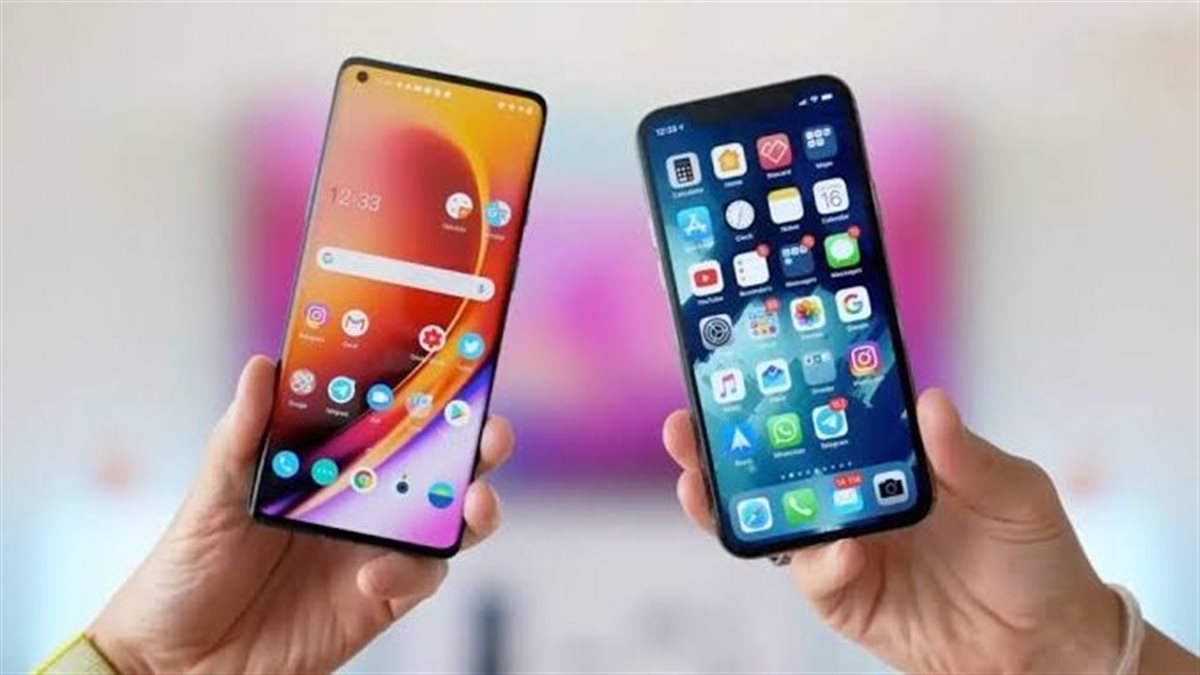 هيشحن بسرعة.. 4 أسباب تدفعك لشراء هاتف أندرويد بدل الآيفون