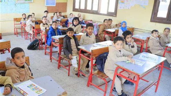موعد بداية الترم الأول بالمدارس 2025/2026
