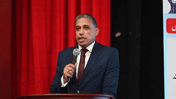 «الجيزة» تطلق أول مشروع لتدريب المعلمين على الذكاء الاصطناعي بالمدارس