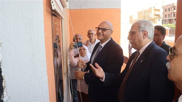 احتفالا بالعيد القومي.. محافظ القليوبية يفتتح إدارة العبور التعليمية