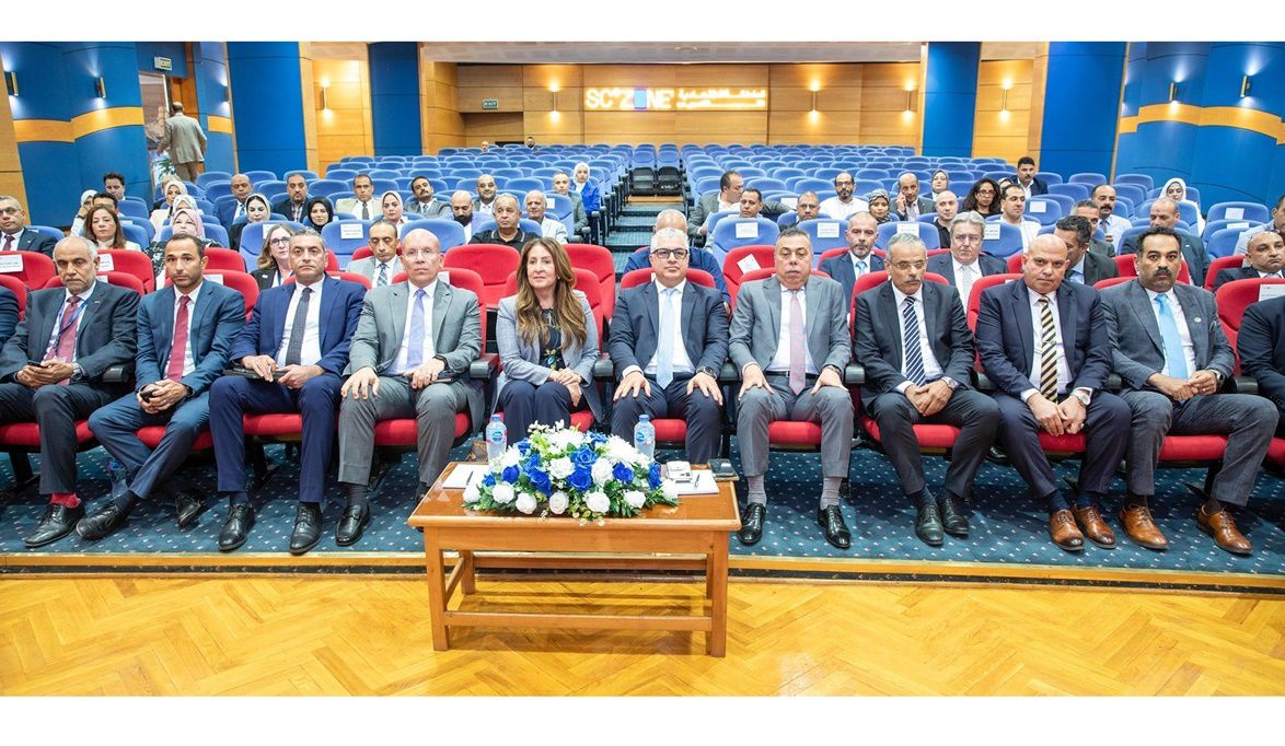 رئيس اقتصادية قناة السويس يستقبل السفيرة الأمريكية بالقاهرة ووفد من كبريات الشركات الأمريكية المهتمة بالاستثمار في مجال النقل البحري