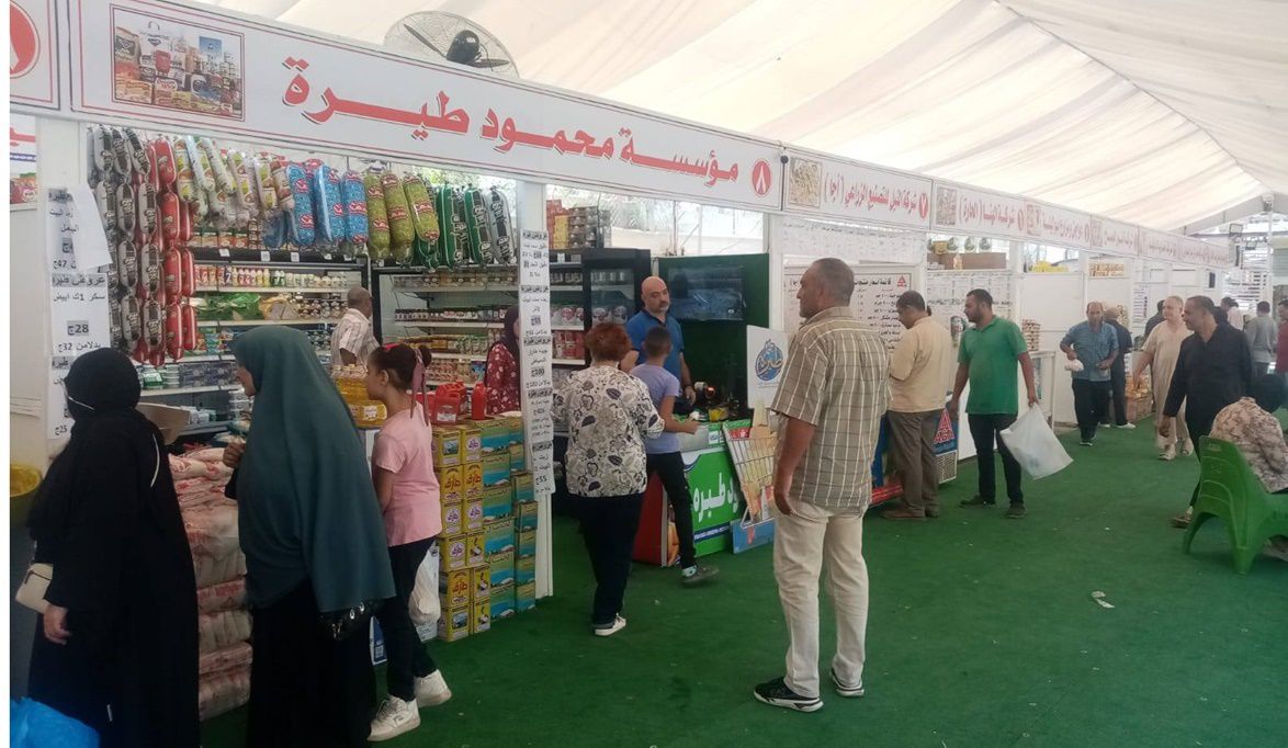 استمرار المعرض الدائم للسلع الغذائية بالمنصورة.. تخفيضات تصل إلى 30% لتخفيف الأعباء عن المواطنين