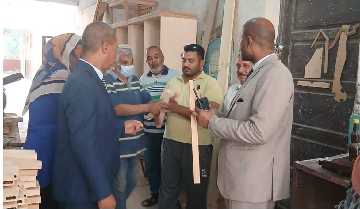 وكيل وزارة التضامن بالأقصر يتفقد مركز التكوين المهني ويشيد بدوره في خدمة المجتمع