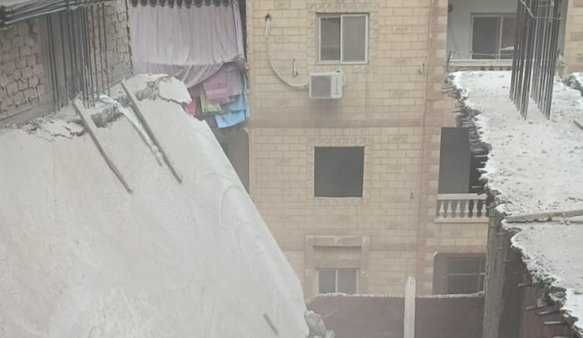 تفتيش صارم بحي الهرم وإزالة مخالفات بناء في عقار مخالف بالمنشية