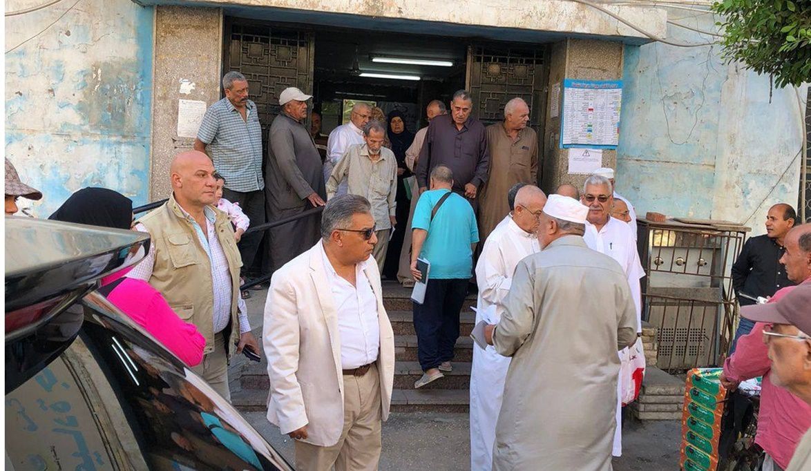 محافظ الدقهلية في زيارة مفاجئة لعيادة التأمين الصحي ويشدد على حسن استقبال المرضى