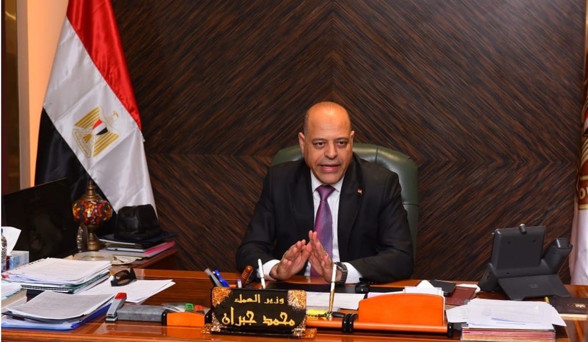 ▪︎وزير العمل: 2 مليون و 375 ألف جنيه دعم جديد لعمالة غير منتظمة