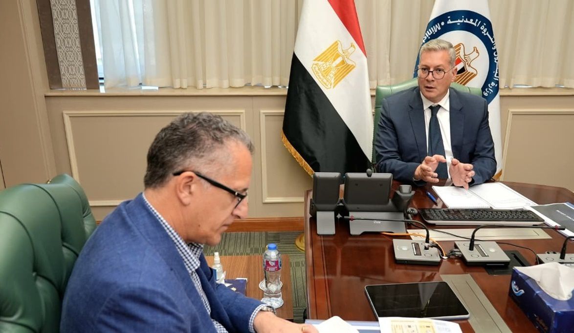 بعد مؤتمر استراليا .. البترول تتأهب لاستقبال وفد من شركات التعدين الأسترالية إلي مصر