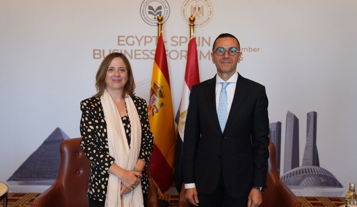 حسن الخطيب يبحث مع وزيرة التجارة الإسبانية تعزيز الاستثمارات وتوسيع الشراكات بين القاهرة ومدريد