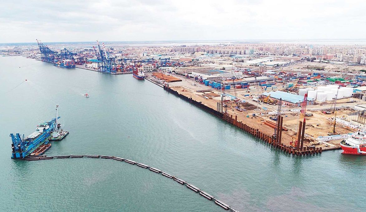 رئيس اقتصادية قناة السويس : مشروع القنطرة غرب جذب استثمارات بقيمة مليار 55 مليون دولار