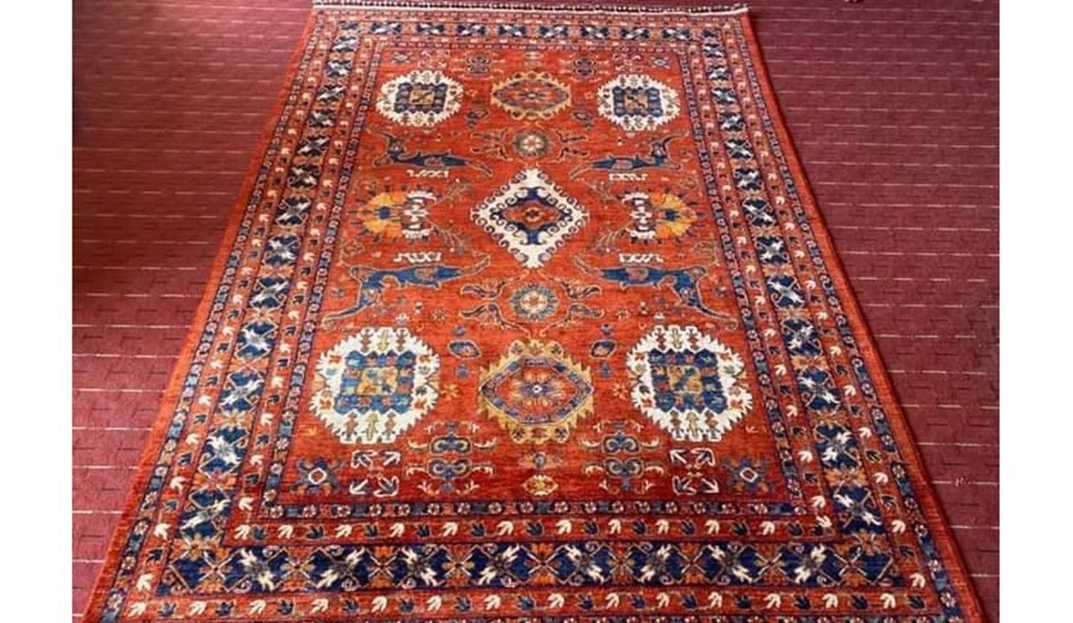 قرية دسيا بالفيوم أكبر مركز لصناعة السجاد اليدوي في مصر وابتكارات فنية حديثة