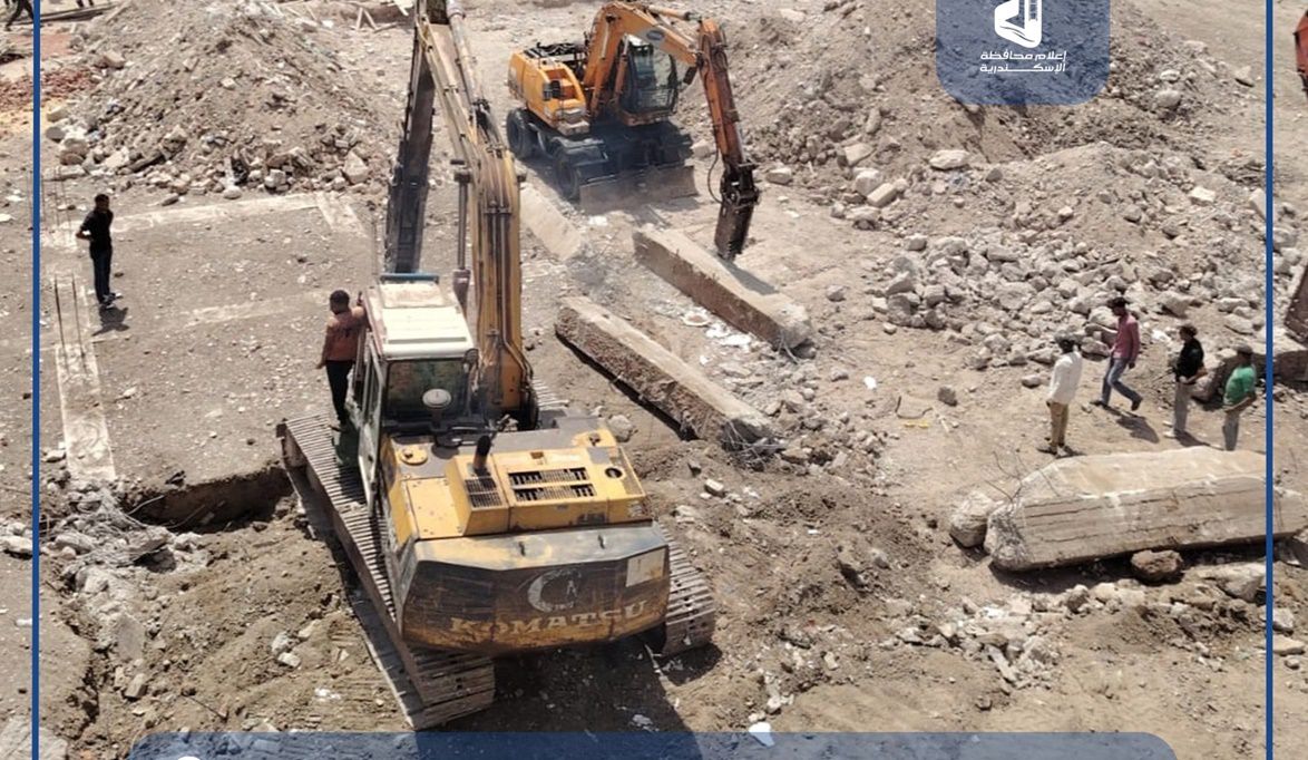 محافظ الإسكندرية: لا تهاون مع المتعدين على أملاك الدولة.. وحملات مكبرة بالأحياء