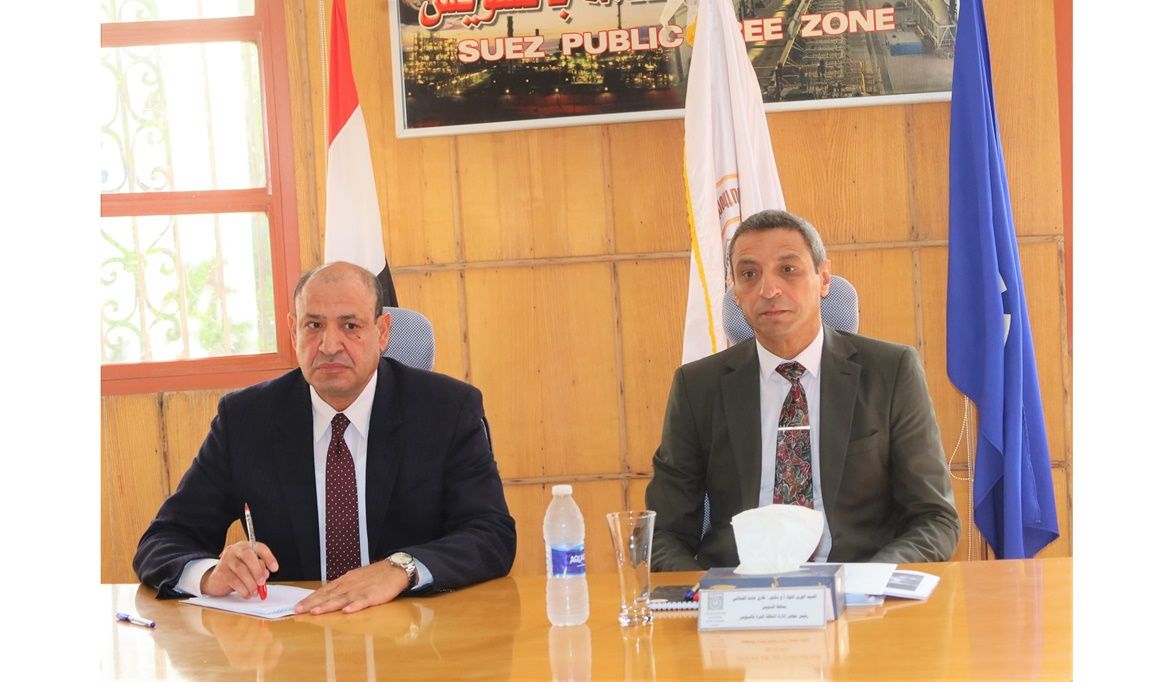 محافظ السويس: الموافقة على 10 مشروعات جديدة توفر 825 فرصة عمل للشباب