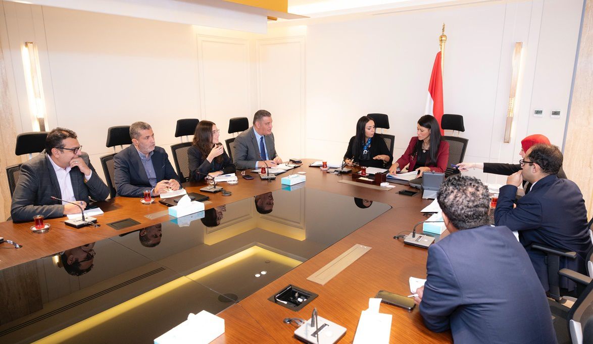 وزيرة التخطيط تبحث مع وزيرة التضامن الخطة الاستثمارية للوزارة لعام 2025/2026 واستراتيجية الوزارة ضمن السردية الوطنية