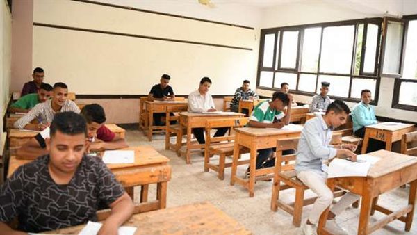 عاجل| فتح باب التقدم لرؤساء كنترولات امتحانات الدبلومات الفنية 2026.. اعرف الشروط
