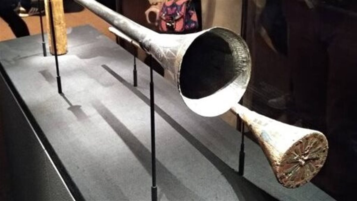 البوق الملعون.. سر غامض خرج من مقبرة توت عنخ آمون وأشعل حروبا وثورات