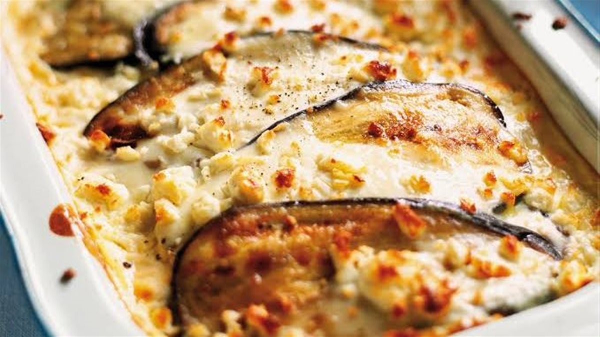 طريقة تحضير المسقعة بالبشاميل.. وصفة شهية على الطريقة المصرية