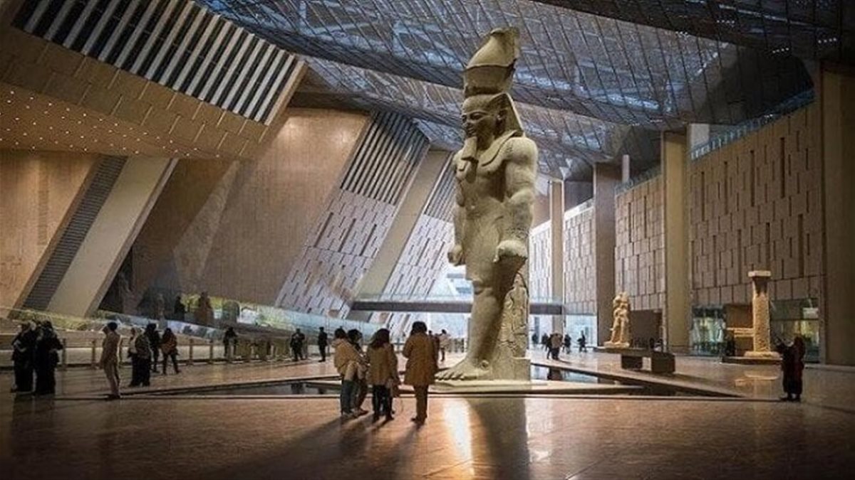 قصور الثقافة تحتفي بافتتاح المتحف المصري الكبير بعرض مسرحي مجاني بالعجوزة