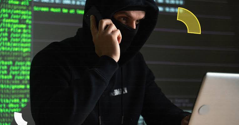 اختراق الهاتف