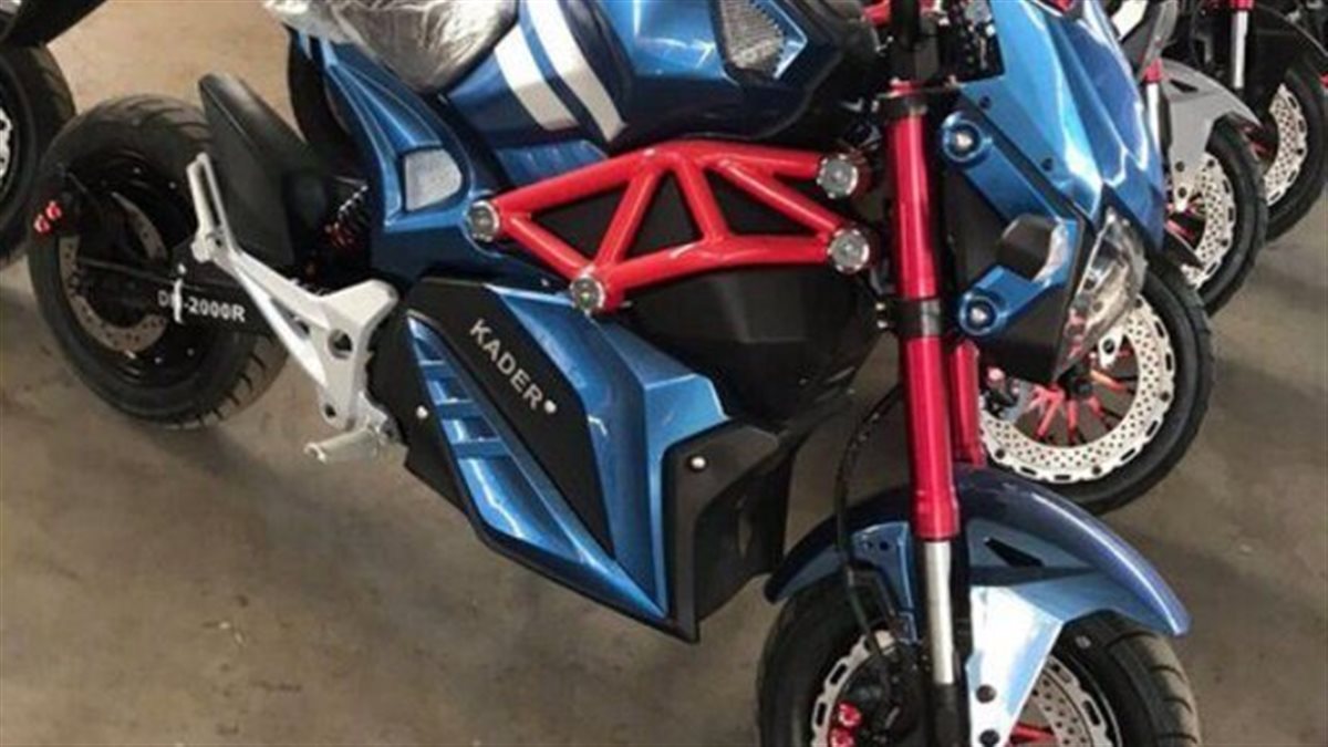 حظر الاسكوتر الكهربائي في الشوارع المصرية.. السبب والتفاصيل