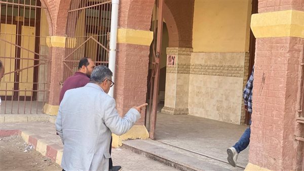 المعلم هو القدوة وصاحب الرسالة السامية في بناء الأجيال