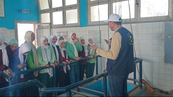 «مياه الشرب» تُنظم زيارة ميدانية لطلاب مدرسة فاطمة الزهراء الإعدادية لمحطة سنجها