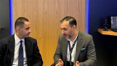 نائب وزير الصحة يلتقي ممثلي شركة HP في دبي لبحث تعزيز التحول الرقمي وتطبيقات الذكاء الاصطناعي في القطاع الصحي