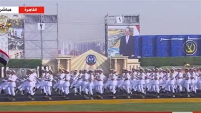 الرئيس السيسي يشهد عروضا قتالية في حفل تخرج دفعة جديدة من أكاديمية الشرطة