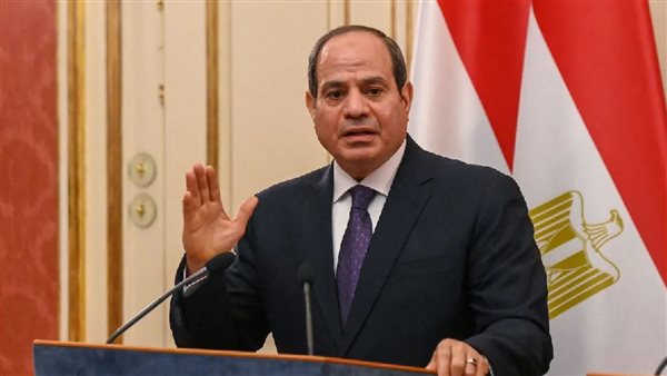 البداية أول نوفمبر.. الرئيس السيسي يوجه بصرف 1000 جنيه حافز تدريس للمعلمين