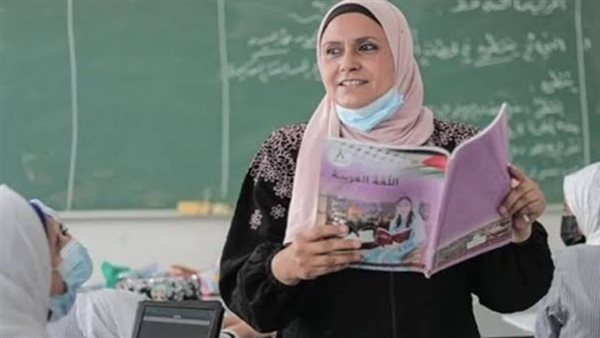 معلمو الحصة فوق الـ45 عاما يطالبوا بلقاء «عبداللطيف»: وضعنا الإنساني صعب