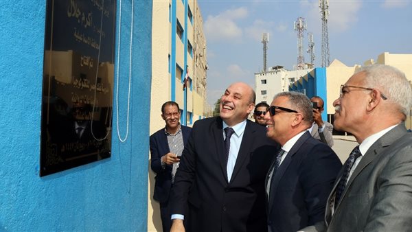 محافظ الإسماعيلية يفتتح مدرسة بنك مصر للتكنولوجيا التطبيقية وصناعة الدواء