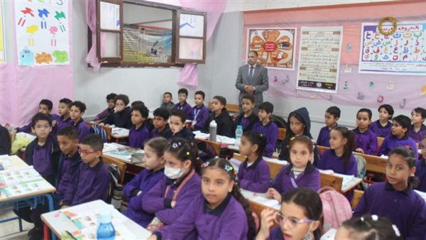 التعليم الجيد والانضباط المدرسي ركائز بناء جيل واعٍ