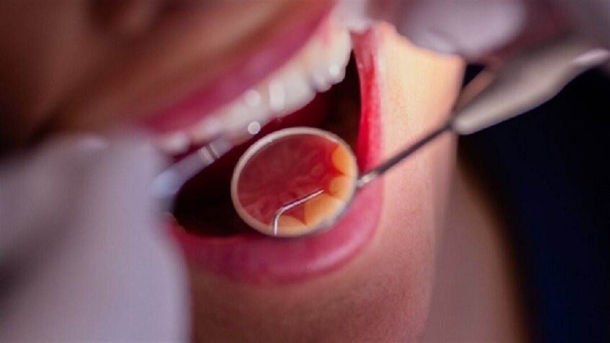 مشروب شائع قد يرفع خطر الإصابة بسرطان الفم