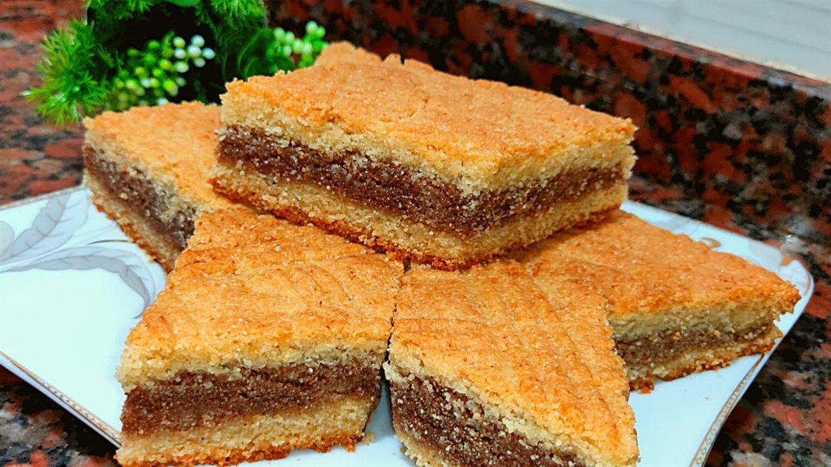 الحجازية الدمياطي الأصلية… حلوى تراثية بطعم مقرمش وحشوة غنية بالعسل والمكسرات