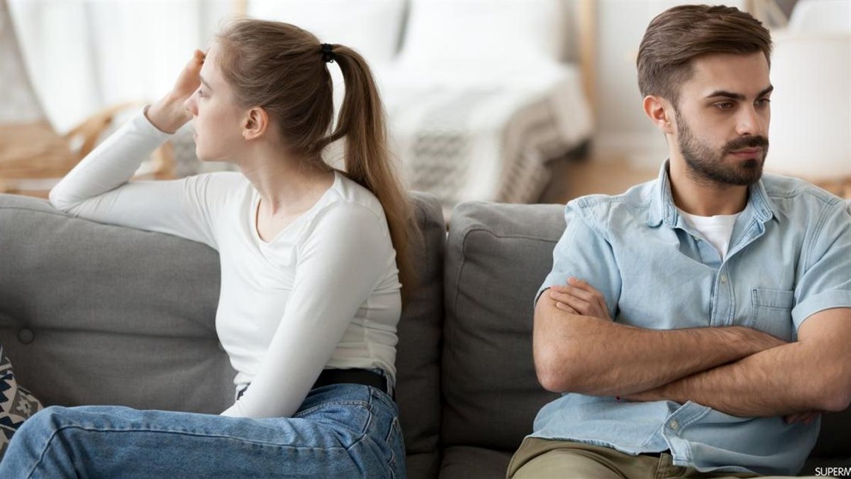 البيت لا يستقر بالغضب.. خبير نفسي يشرح الطريق الصحيح لحل الخلافات الزوجية