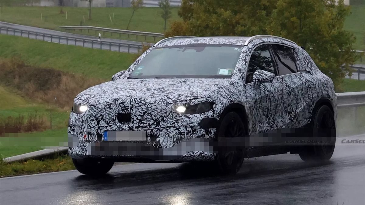 يمكنها قطع مسافة 700 كم.. مرسيدس تعلن إطلاق سيارتها الكهربائية الخارقة