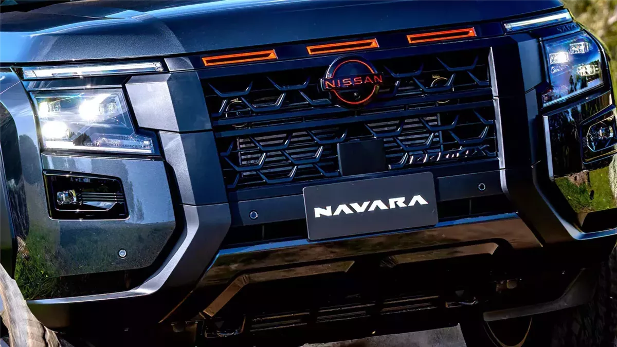 شبيهة ميتسوبيشي.. إطلاق نيسان نافارا 2026 منافسة هايلوكس ورينجر