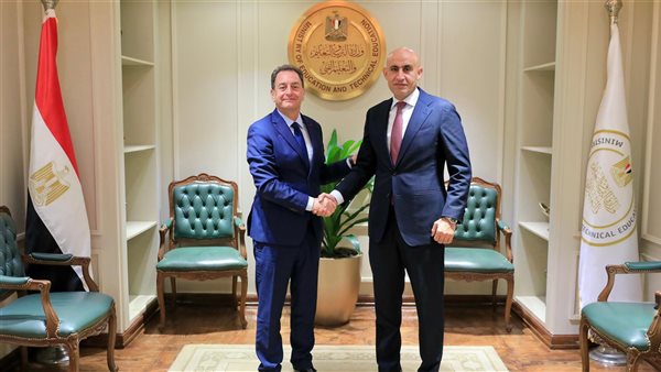 وزير التعليم يستقبل السفير الفرنسي بالقاهرة لبحث سبل تطوير المدارس الفنية