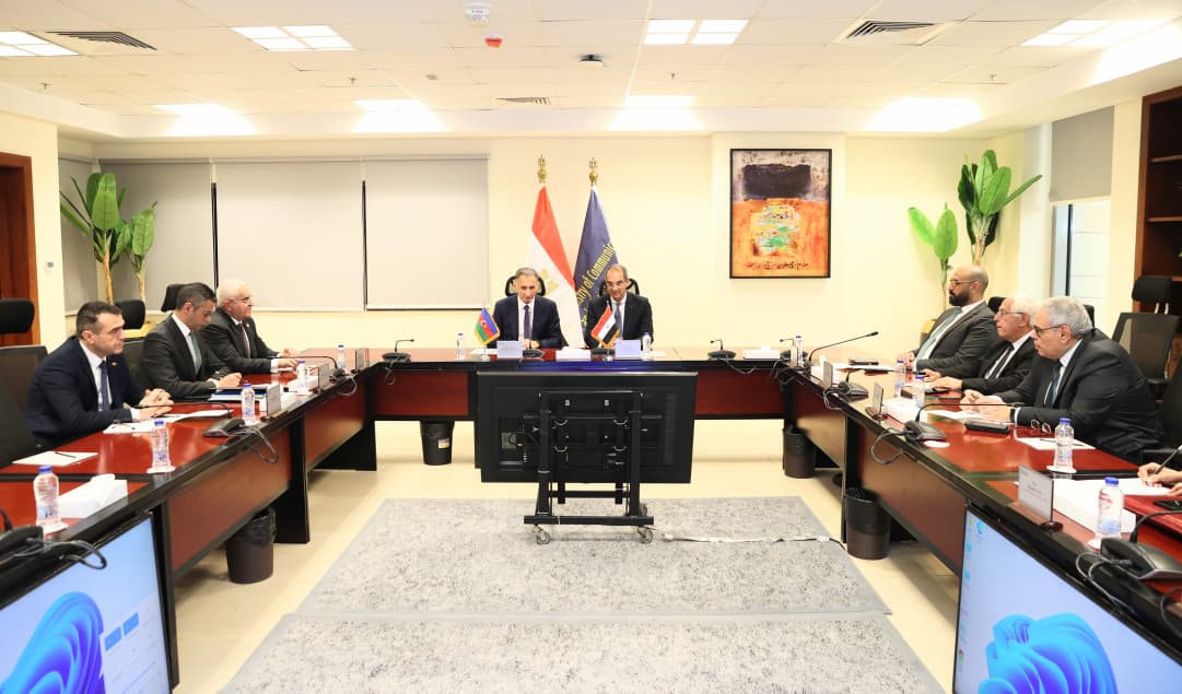 <strong>عمرو طلعت وزير الاتصالات وتكنولوجيا المعلومات</strong>