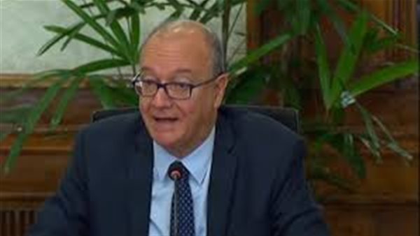 ربط المسار التعليمى بالفنى يلبى متطلبات سوق العمل