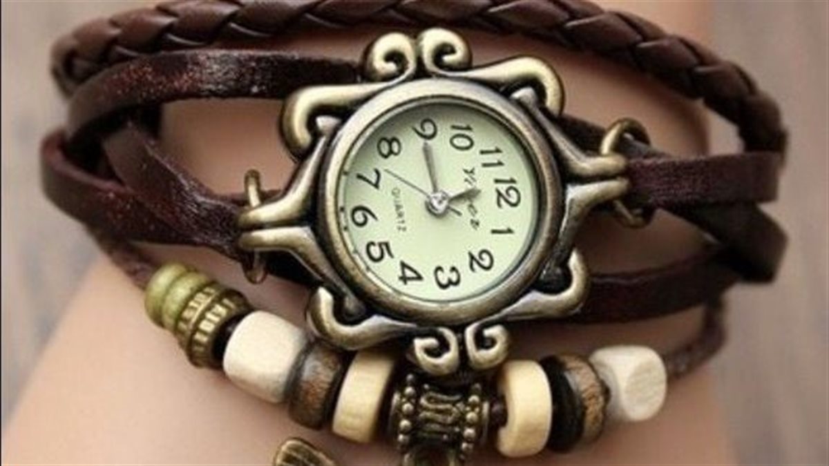 تفسيرات عميقة لرؤية تعطيل الساعة في المنام وعلاقتها بتأخير زواج العزباء