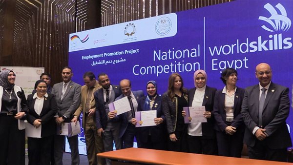 بالأسماء.. طلاب مدارس التكنولوجيا التطبيقية الفائزين بمسابقة المهارات الدولية 2025